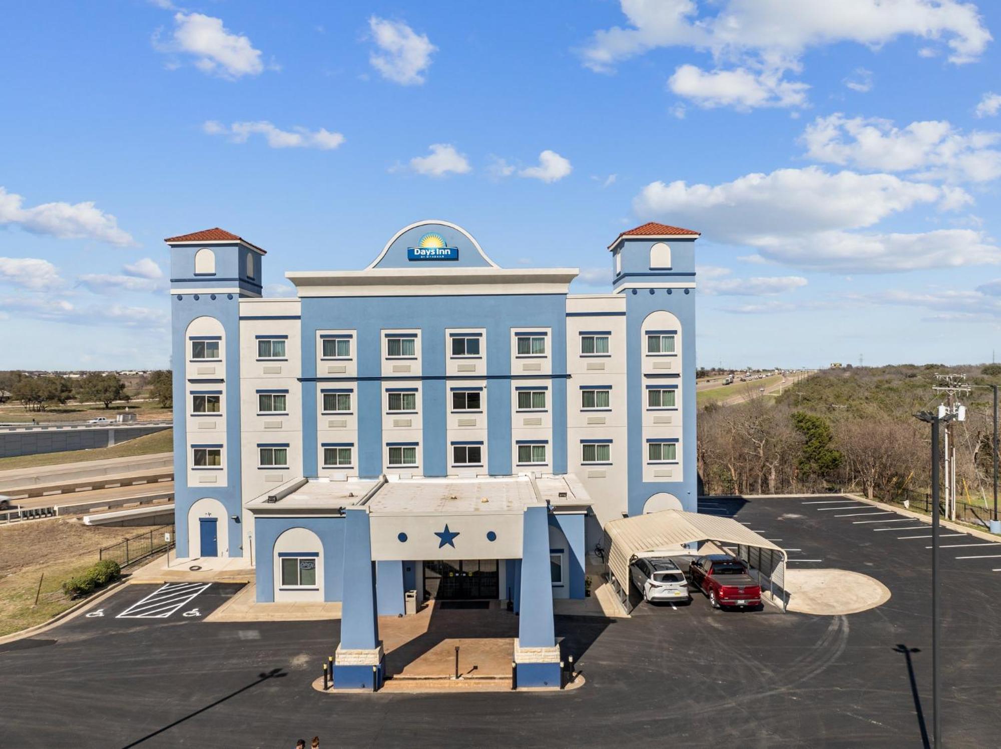 Days Inn By Wyndham Salado Extérieur photo